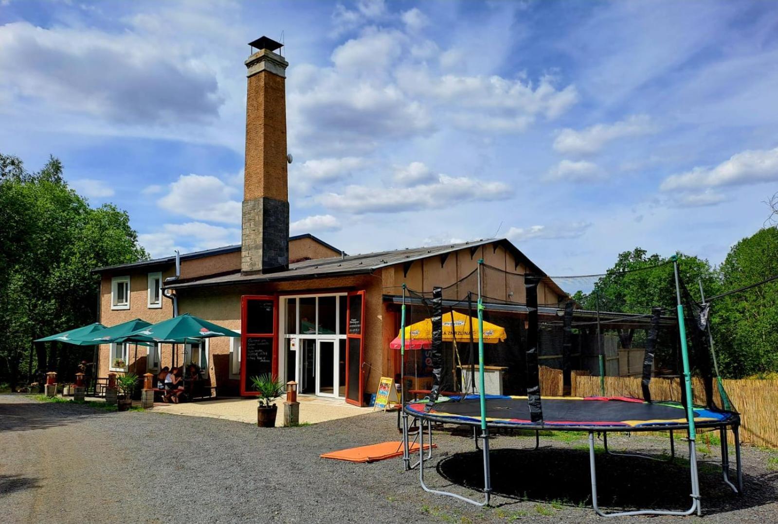 Penzion U Jezera Hotel Konstantinovy Lázně Kültér fotó